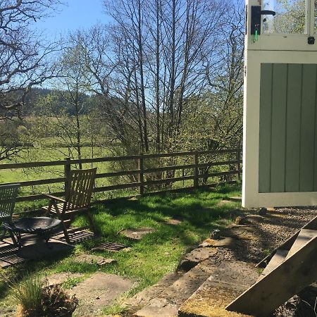Posh Huts Farmstay Falstone Екстер'єр фото