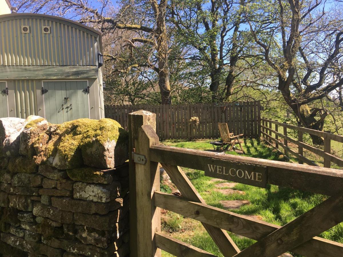 Posh Huts Farmstay Falstone Екстер'єр фото