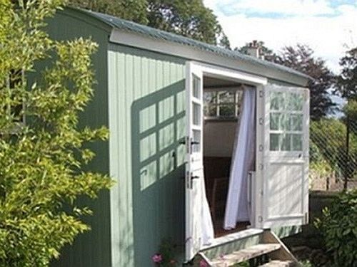 Posh Huts Farmstay Falstone Екстер'єр фото